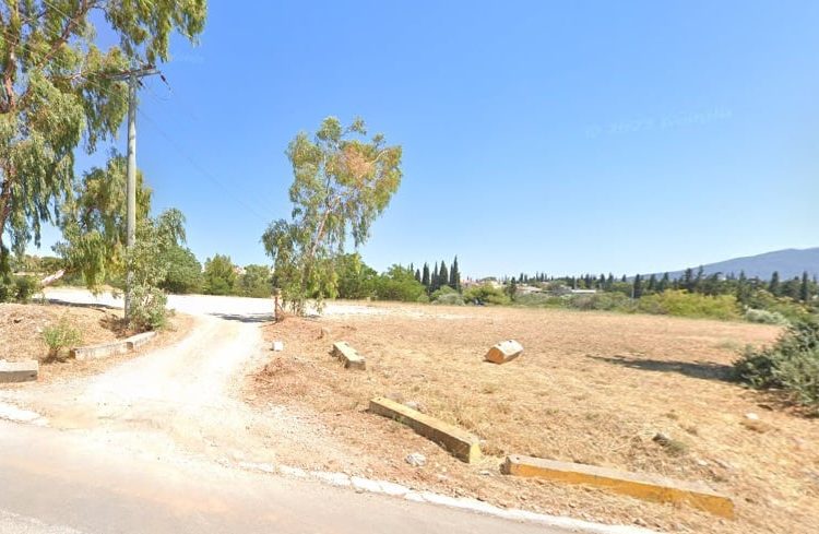 «Σφύριξε λήξη» για γήπεδο ποδοσφαίρου στο κτήμα Καρέλλα ο δήμαρχος Αμαρουσίου