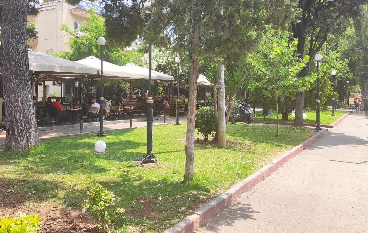 Απλουστεύονται οι διαδικασίες εμπορικής αδειοδότησης στο Ηράκλειο