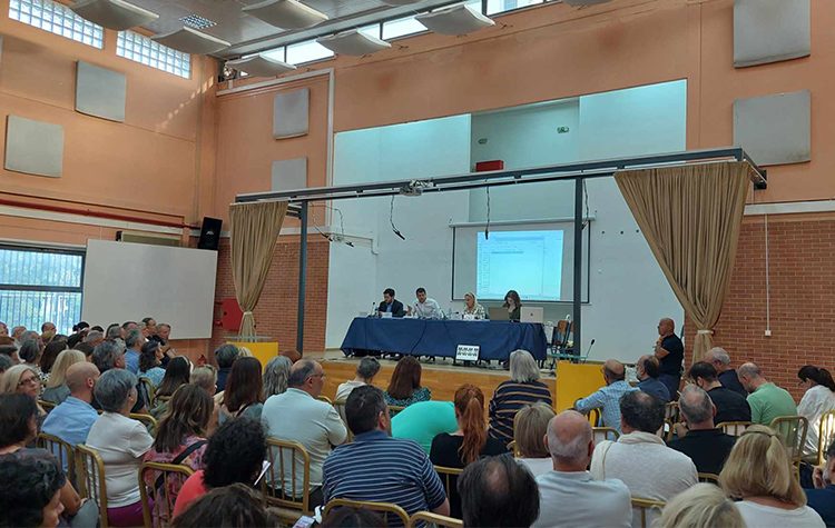 Λύσεις για τον καλοκαιρινό παιδότοπο και δεσμεύσεις για το μέλλον στο Δ.Σ. για την Παιδεία