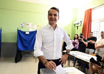 Στο 1ο Γυμνάσιο Κηφισιάς ψήφισε ο Κυριάκος Μητσοτάκης