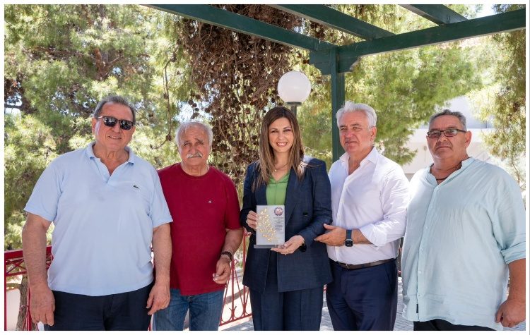 Η Σοφία Ζαχαράκη στην Ζ’ Παιδική Κατασκήνωση Κερατέας