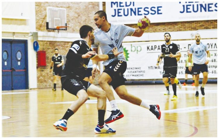 ΑΣΕ ΔΟΥΚΑ - ΧΑΝΤΜΠΟΛ: Επέστρεψε στους «μπλε» ο Μάριος Μωραΐτης