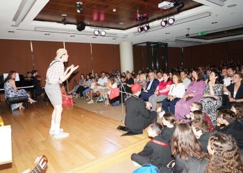 Παράσταση… αγάπης για τον Θοδωρή Ντούμα στο Μέγαρο Μουσικής