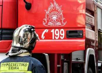 Φωτιά στη Βαρυμπόμπη