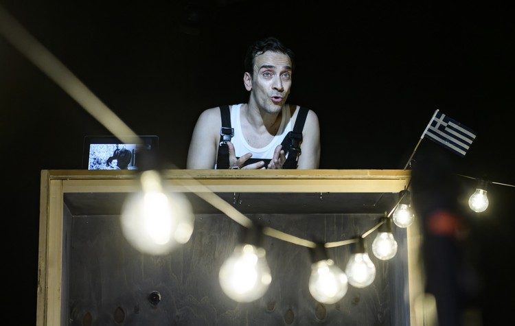 Οι «Στρακαστρούκες» του Δ. Σαμόλη κάνουν… μπαμ για 2η χρονιά στο θέατρο «Μικρό Γκλόρια»