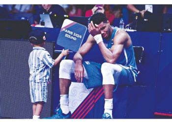 Γιάννης Αντετοκούνμπο: Για τη σημαία…