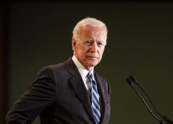 Ο πρόεδρος Μπάιντεν ανακοίνωσε ότι αποσύρει την υποψηφιότητα για επανεκλογή