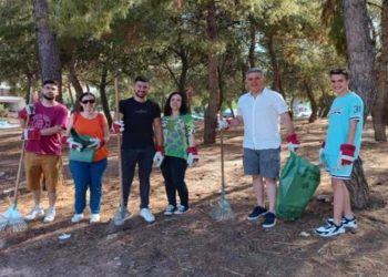 Δράση καθαρισμού του Άλσους μπροστά στο 3ο ΓΕΛ