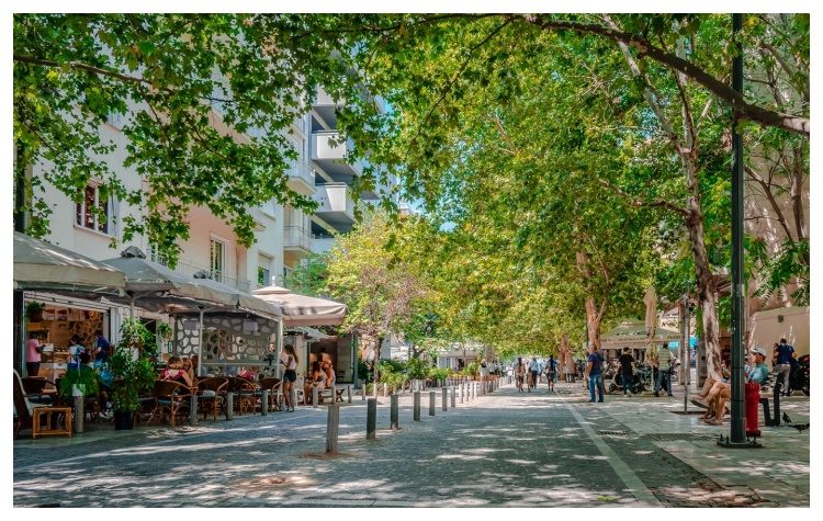 Και υπάλληλοι της Π.Ε. Βορείου Τομέα στο κύκλωμα εκβιαστών σε αθηναϊκά καταστήματα