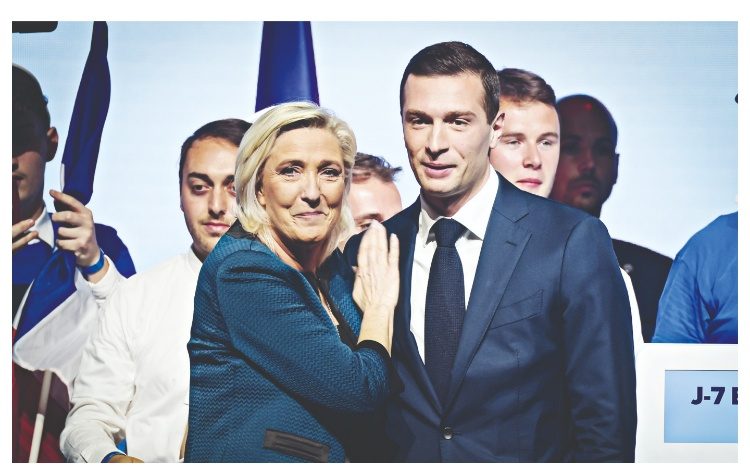 Γαλλία: Κίνδυνος για πολιτικό χάος