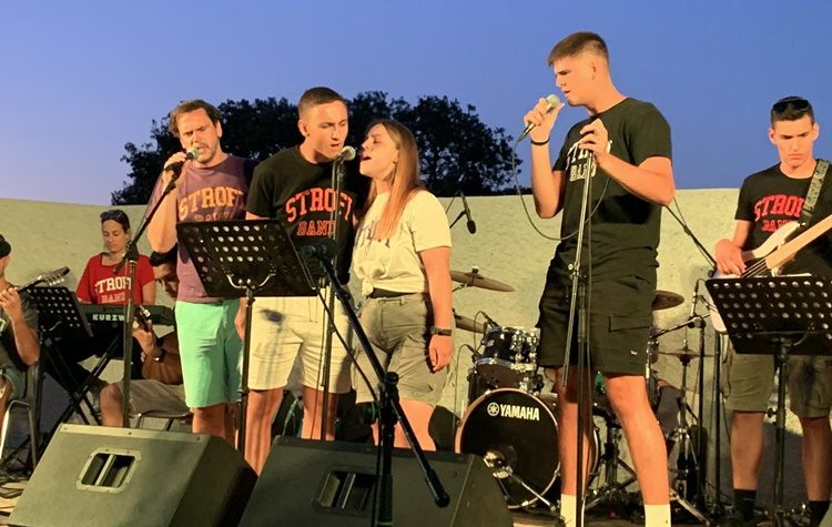 Μήνυμα θέλησης για ζωή από τη Μπάντα του ΚΕΘΕΑ ΣΤΡΟΦΗ