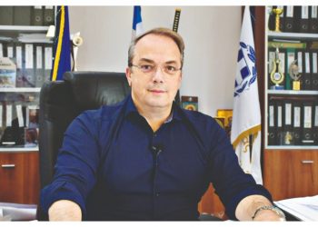 Η κυβέρνηση οφείλει με γενναίες πρωτοβουλίες να δημιουργήσει μια ισχυρή και αποτελεσματική Τοπική Αυτοδιοίκηση