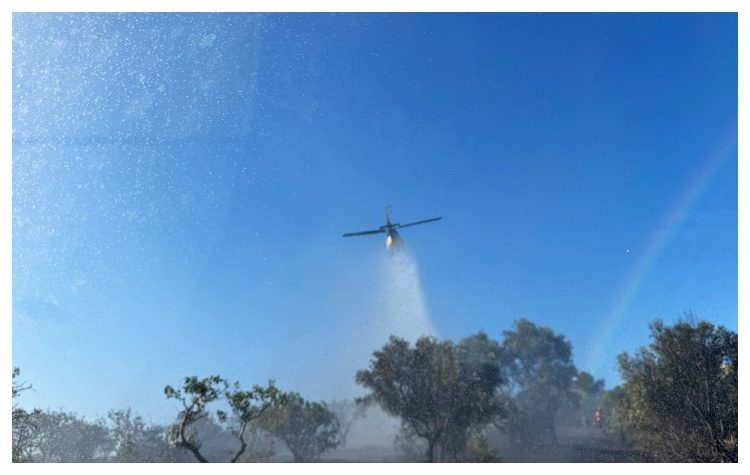 Άμεση αντιμετώπιση της επικίνδυνης φωτιάς που εκδηλώθηκε στον οικισμό Κάτω Ποσειδωνία Λαυρίου