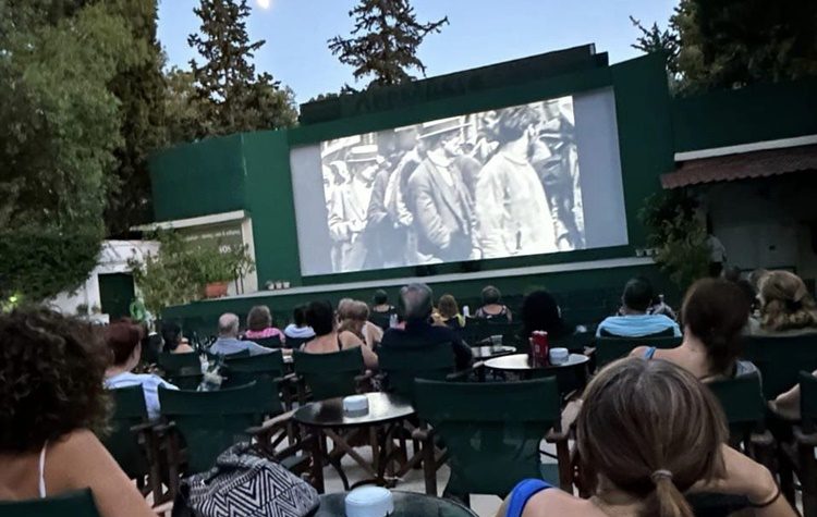 Συγκίνησε το ντοκιμαντέρ «Από τις δύο πλευρές του Αιγαίου»