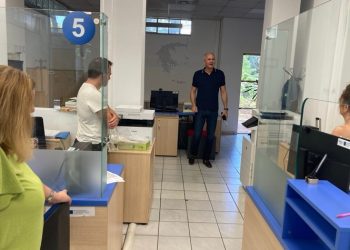 Επίσκεψη Σαραούδα στο ΚΕΠ Μεταμόρφωσης