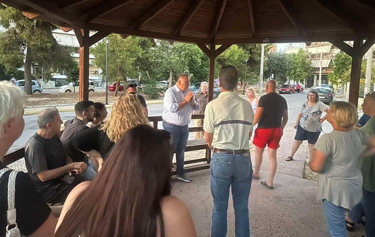 Συνάντηση Τομπούλογλου με πολίτες της περιοχής Κάτω Κουκλάκι