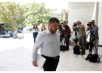 Μήνυση κατά παντός υπευθύνου για το κύκλωμα εκβιαστών κατέθεσε ο περιφερειάρχης Νίκος Χαρδαλιάς