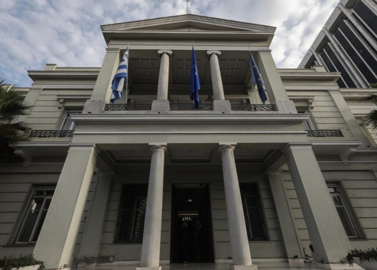 Διπλωματικές πηγές: «Οι ελληνικές θέσεις για το Κυπριακό είναι σαφώς διατυπωμένες και πάγιες εδώ και δεκαετίες»