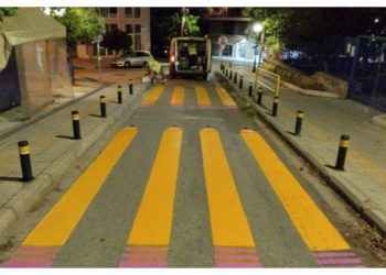 Συνεργασία του Δήμου και της Hellas Direct για την αναβάθμιση των σχολικών διαβάσεων