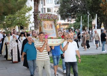 Mε κατάνυξη o εορτασμός της Μεταμόρφωσης του Σωτήρος