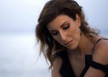 Ελευθερία Ορδουλίδου στην «Α»: «Ο κόσμος ξέρει να εκτιμήσει ένα καλό τραγούδι»