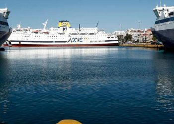 Στο λιμάνι του Λαυρίου αντί της Ραφήνας θα καταπλεύσουν τρία επιβατηγά οχηματαγωγά πλοία