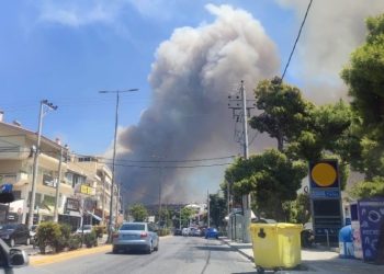 Μήνυμα του 112 για εκκενώσεις Πατήματος Χαλανδρίου και Βριλησσίων