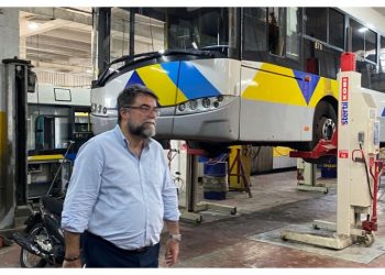 Β. Οικονόμου: Ανατάχθηκαν 10 λεωφορεία και επιστρέφουν στους δρόμους της Αθήνας