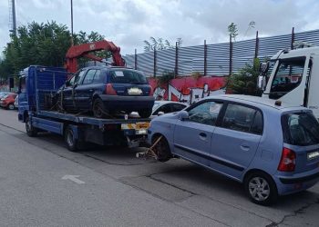 Διαδικασία συλλογής εγκαταλελειμμένων αυτοκινήτων από το Δήμο Νέας Ιωνίας