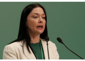 Νάντια Γιαννακοπούλου: «Η κοινωνία δεν χρωστά στο ΠΑΣΟΚ, ίσως είναι η τελευταία ευκαιρία»