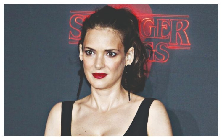 Γουινόνα Ράιντερ: Θύμα παρενόχλησης