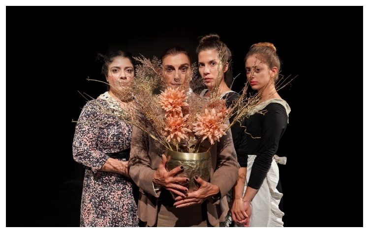 Η παράσταση «Πλάσματα του Θεού: Υπόθεση Παπέν» για δεύτερη χρονιά στο θέατρο Altera Pars