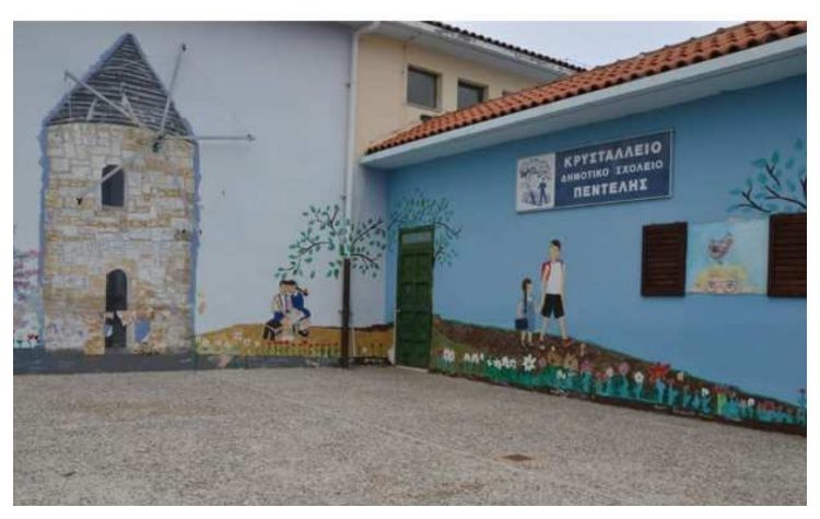 Συνάντηση με τον Σύλλογο Διδασκόντων του Κρυστάλλειου Δημοτικού Σχολείου είχε η Ν. Κοσμοπούλου