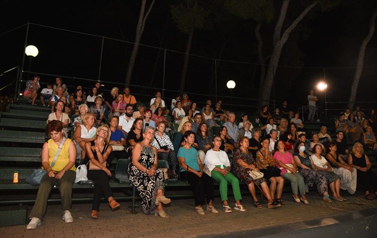 Απόλυτα επιτυχημένο το αφιέρωμα στον Ν. Καζαντζάκη στο Π.Π.Ι.Ε.Δ.