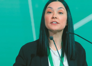 Ψήφισε η Νάντια Γιαννακοπούλου: «Πιστεύω ότι σήμερα θα ξεπεράσουμε κάθε προσδοκία»