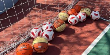 Πλούσιο αθλητικό υλικό σε σχολεία της πόλης παρέδωσε ο Δήμος Λυκόβρυσης – Πεύκης