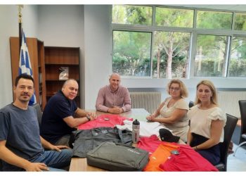 Δωρεά σε ρουχισμό για το Αθλητικό Τμήμα του Δήμου Πεντέλης αποδέχτηκε η δήμαρχος