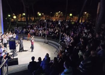 Μελωδίες μιας άλλης εποχής στο θεατράκι του Π.Π.Ι.Ε.Δ.