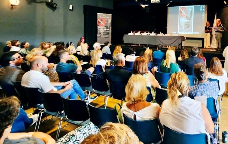 «Η βία μεταξύ των ανηλίκων μας αφορά όλους!»