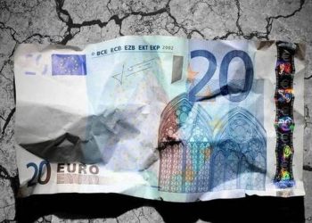 ΣΥΜΠΟΛΙΤΕΙΑ: «Η επιτομή της αναλγησίας – Η Ν.Κοσμοπούλου χαρατσώνει τις πυρόπληκτες Νέα Πεντέλη και Πεντέλη»