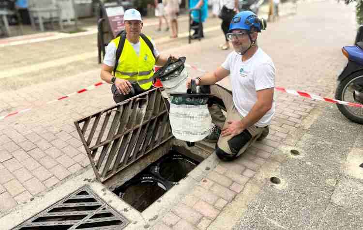 Kάδοι αντιρύπανσης του Δήμου σε φρεάτια