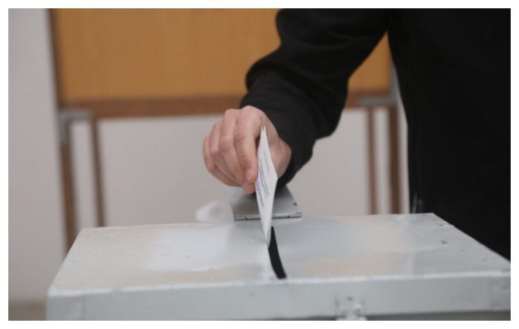 Αυτό είναι το εκλογικό τμήμα στα Βριλήσσια για τις εσωκομματικές εκλογές του ΠΑΣΟΚ