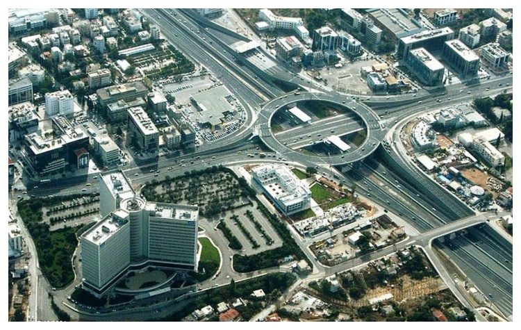 Δημοτικό Συμβούλιο Αμαρουσίου: «Πέρασε» το τέλος 0,50 € για απόκτηση ελεύθερων χώρων