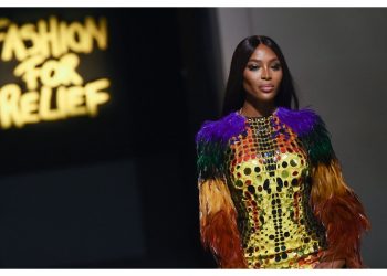 Ναόμι Κάμπελ: Φιλανθρωπία… χλιδής