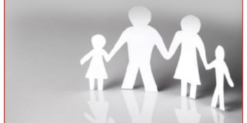 «Δημιουργώντας ασφαλή δεσμό με το παιδί μου» από τη Σχολή Γονέων