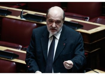 Τρύφων Αλεξιάδης: «Υπέρ του διαλόγου, κατά της διαγραφής Κασσελάκη»