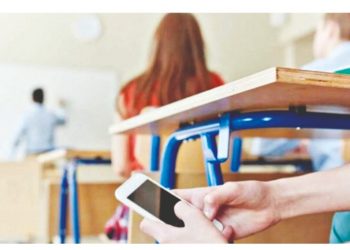 Βελγικά σχολεία: Κάν’ το όπως η Ελλάδα!