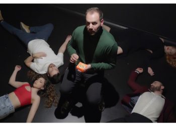 «ΤΙ ΕΙΔΕ Ο ΓΙΟΣ ΤΗΣ ΚΑΘΑΡΙΣΤΡΙΑΣ;» για δεύτερη χρονιά στο Θέατρο Noūs