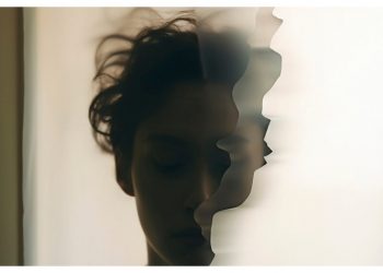 Ημέρα Εξάλειψης της Βίας κατά των Γυναικών στο Μαρούσι: «Μπορούμε να ακούσουμε ακόμα και τη σιωπή σας…»