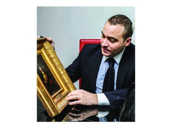 Olivier Nuzzo Revol στην «Α»: «Η δουλειά μας είναι λίγο σαν ένα κυνήγι θησαυρού»